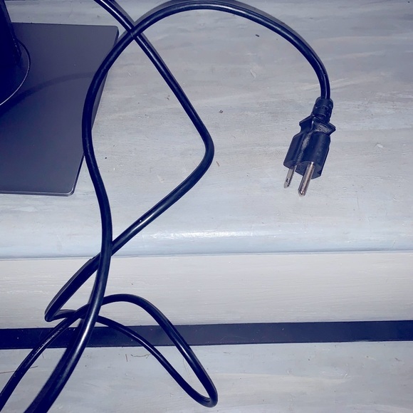 Dell E1916H 18.5" Widescreen LED-Backlit LCD Monitor,Black - Picture 10 of 11